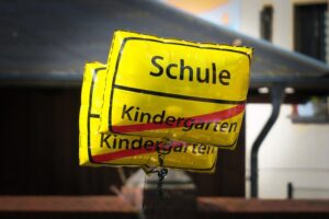 school enrollment, balloon, back to school, transition, change, school, school child, first grader, childhood, to learn, school year, training, phase of life, phase change, school start